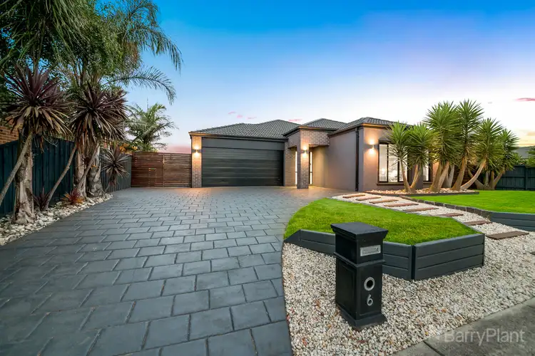 6 Dennis Avenue, Pakenham VIC 3810