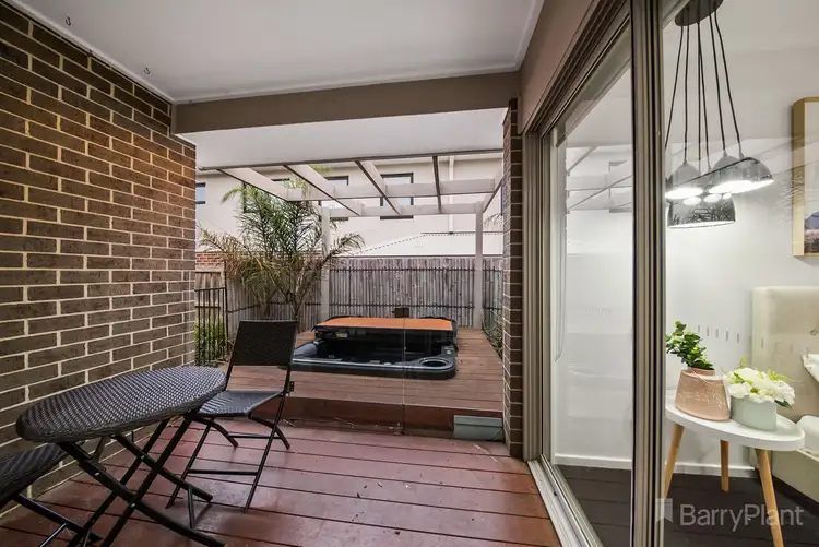 Fifth view of Homely house listing, 42 Grandvue Boulevard, Pakenham VIC 3810