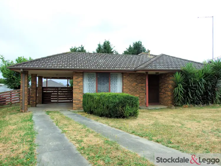 28 Randall Crescent, Moe VIC 3825