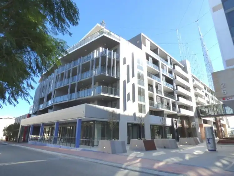 30 Hood Street