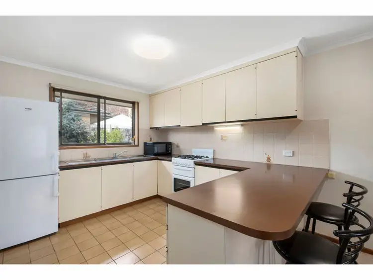 Second view of Homely unit listing, 2/20 Keck Street, Flora Hill VIC 3550