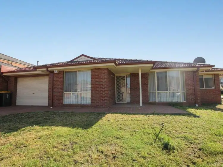 32 Waratah Drive, Altona Meadows VIC 3028