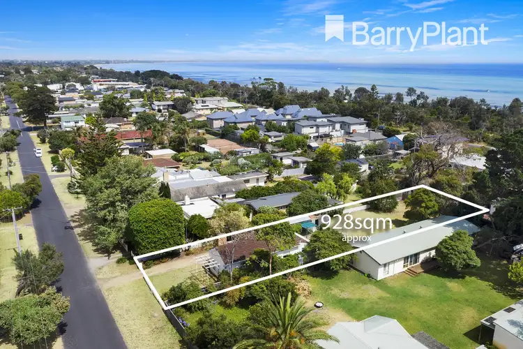 16 Woyna Avenue, Capel Sound VIC 3940