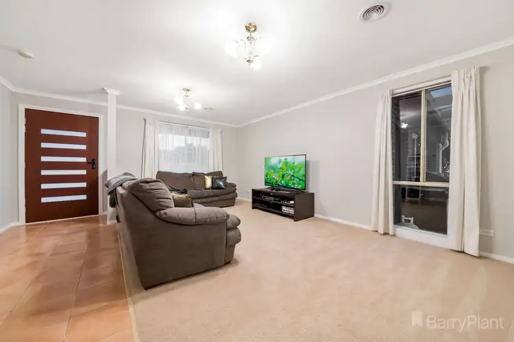 Sixth view of Homely house listing, 3 Earle Close, Pakenham VIC 3810