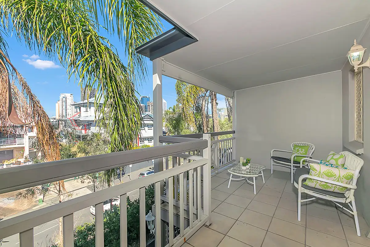 Main view of Homely unit listing, 10/142 St Pauls Terrace,, Spring Hill QLD 4000