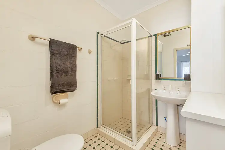 Fifth view of Homely unit listing, 10/142 St Pauls Terrace,, Spring Hill QLD 4000