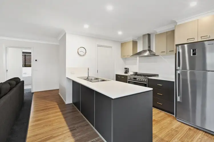 35 Bramley Avenue, Charlemont VIC 3217