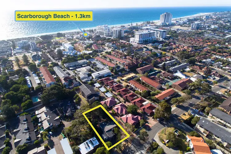 71 Stanley Street, Scarborough WA 6019