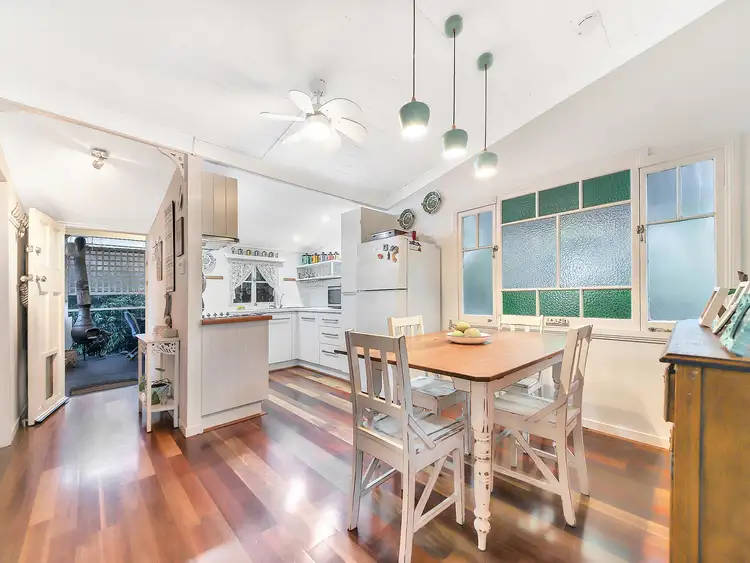 94 Adam Street, Wynnum QLD 4178