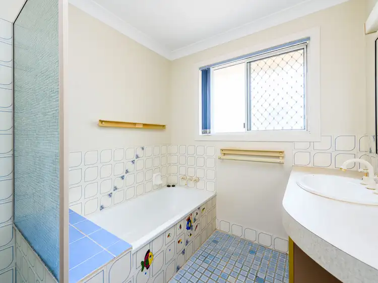 Sixth view of Homely semi-detached listing, 2/9 Warrie Close, Paradise Point QLD 4216