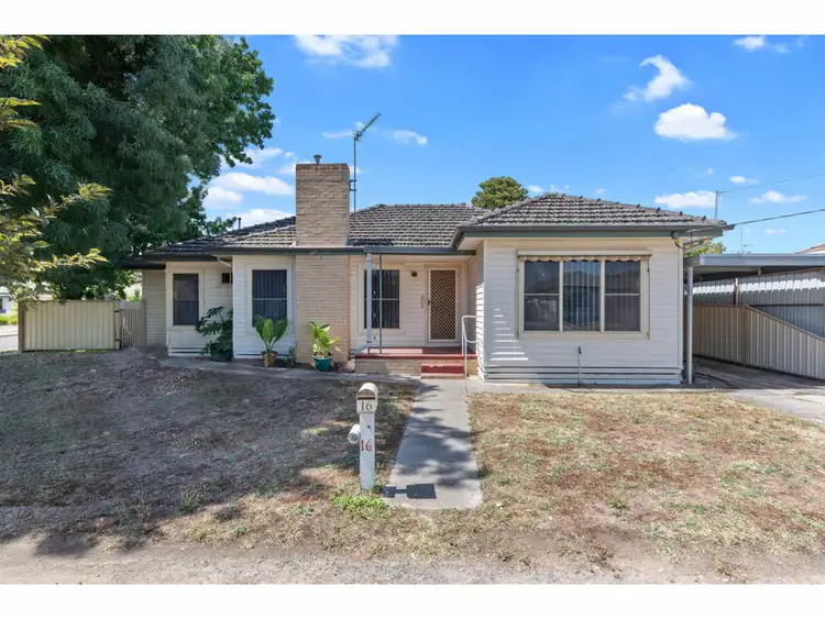 16 Cahill Street, White Hills VIC 3550