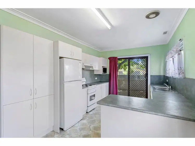 Fifth view of Homely house listing, 16 Cahill Street, White Hills VIC 3550