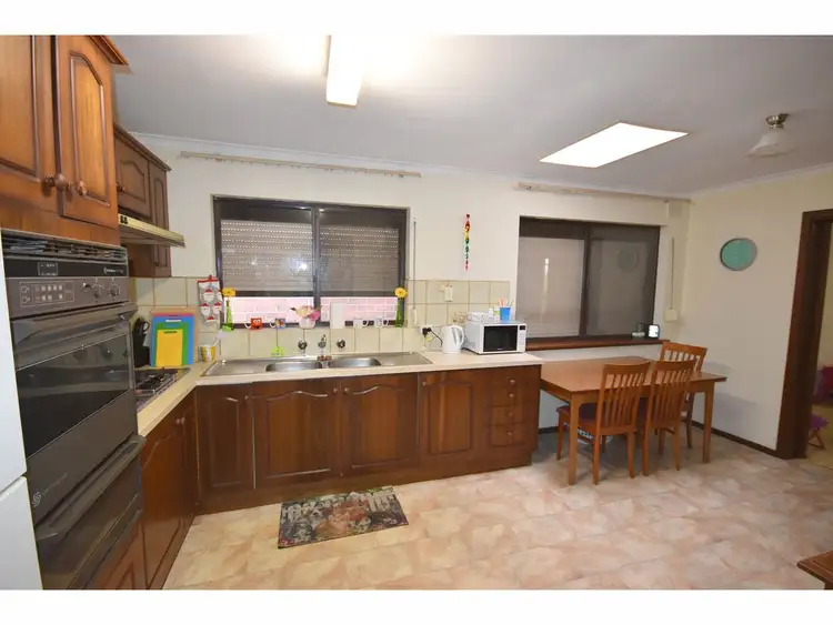 Second view of Homely house listing, 3 Rosedale Court, Newton SA 5074