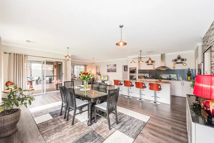 Sixth view of Homely house listing, 4 Berkshire Approach, Piara Waters WA 6112