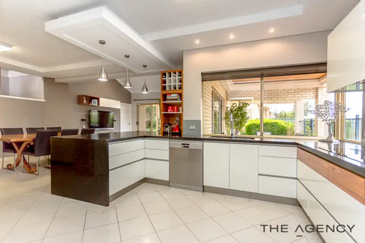 Seventh view of Homely house listing, 2 McCullock Rise, Bull Creek WA 6149