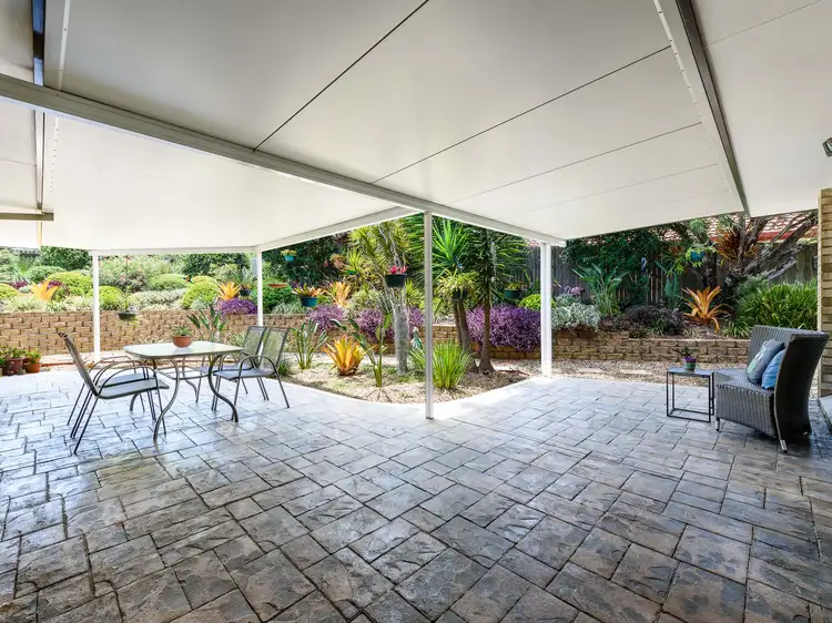 4 Corringle Close, Helensvale QLD 4212