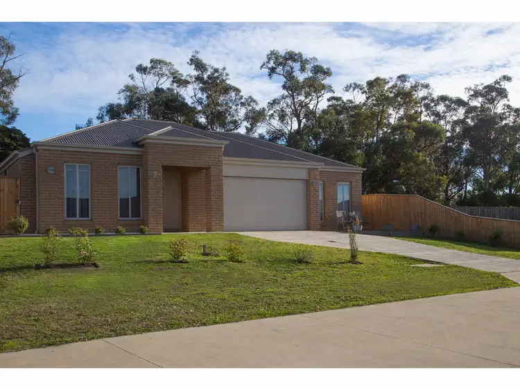 Main view of Homely house listing, 7 Highview Court, Willow Grove VIC 3825