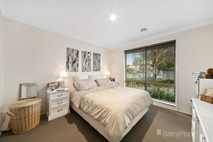 Fourth view of Homely house listing, 15 Alison Close, Pakenham VIC 3810