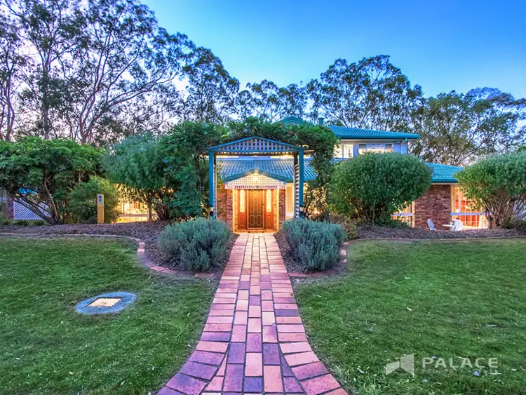 2 Yoolarai Court, Karana Downs QLD 4306