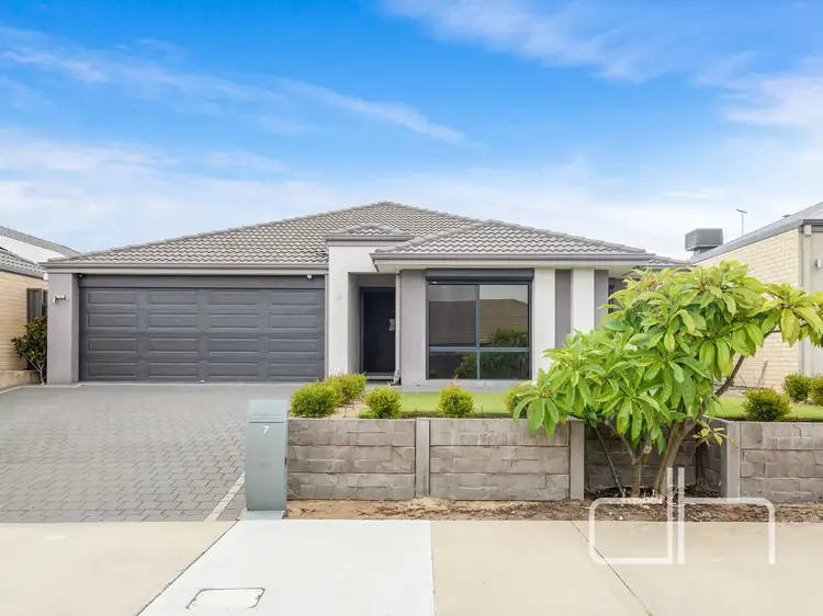 7 Exbury Street, Landsdale WA 6065