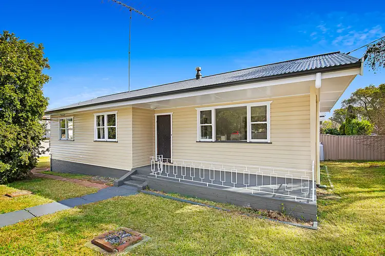 1 Gauntlet Street, North Toowoomba QLD 4350