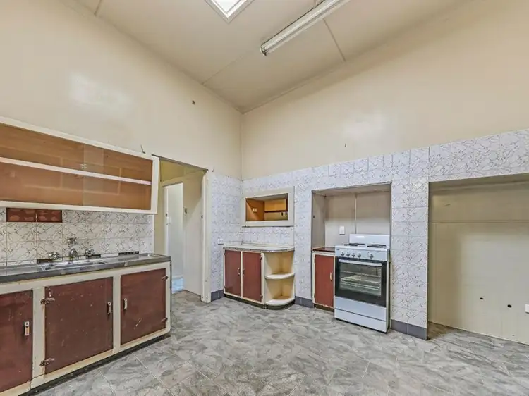 Fifth view of Homely house listing, 71 Geoffrey Street, Mount Lofty QLD 4350