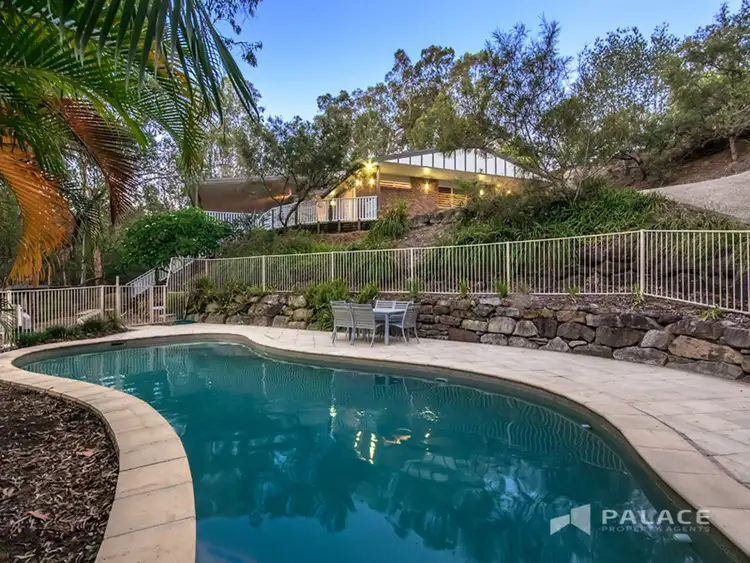 19 Quahlee Grove, Karana Downs QLD 4306