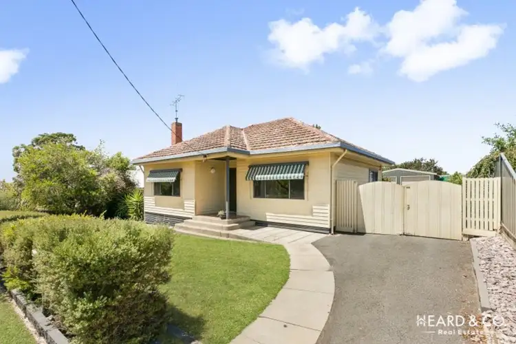 15 Weatherall Street, California Gully VIC 3556
