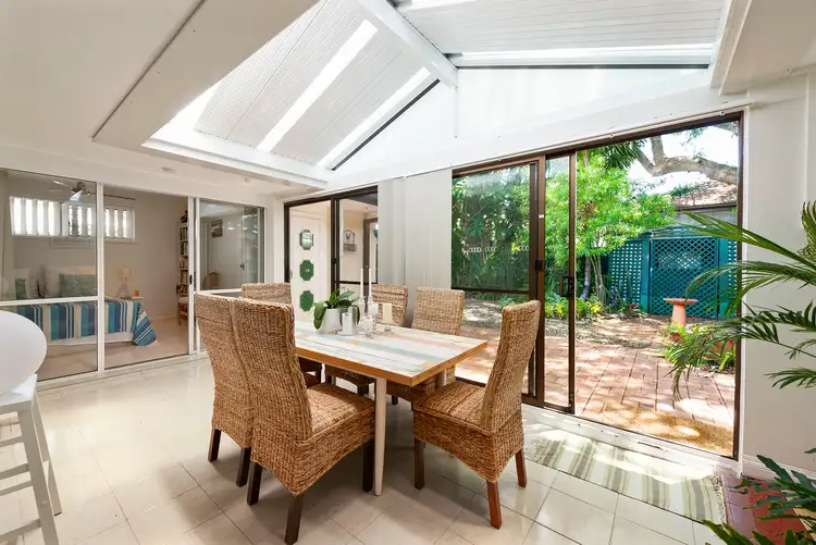 59 Kalimna Drive, Broadbeach Waters QLD 4218