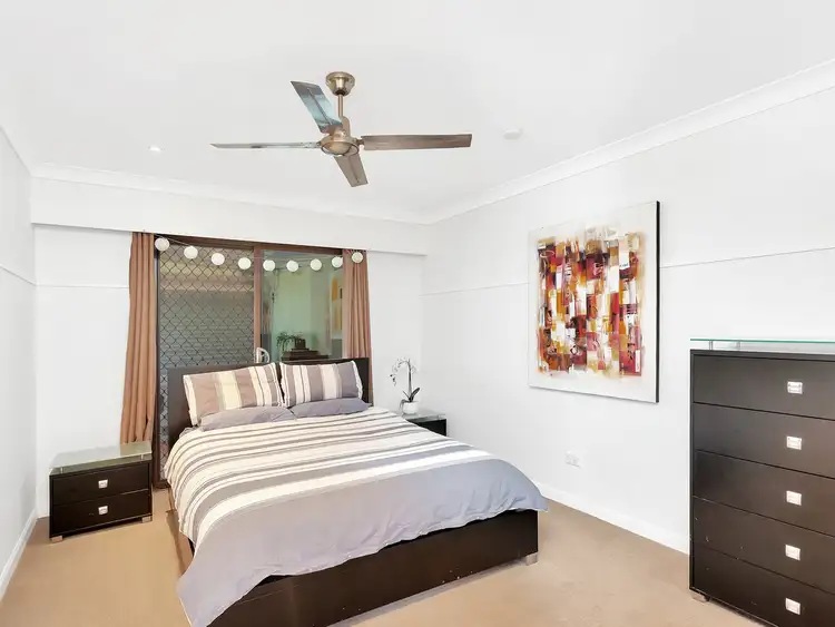 Sixth view of Homely semi-detached listing, 2/21 Adams Avenue, Miami QLD 4220