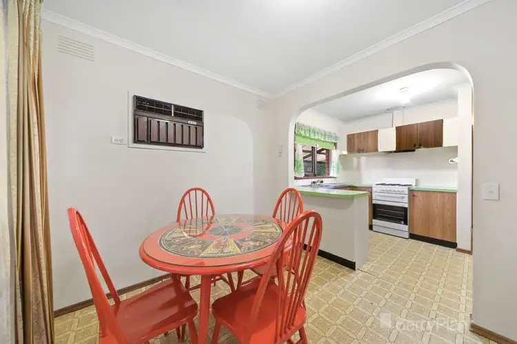 Fifth view of Homely house listing, 6 Ronald Court, Pakenham VIC 3810