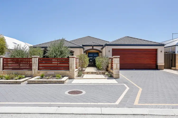 8 Forecastle Avenue, Jindalee WA 6036