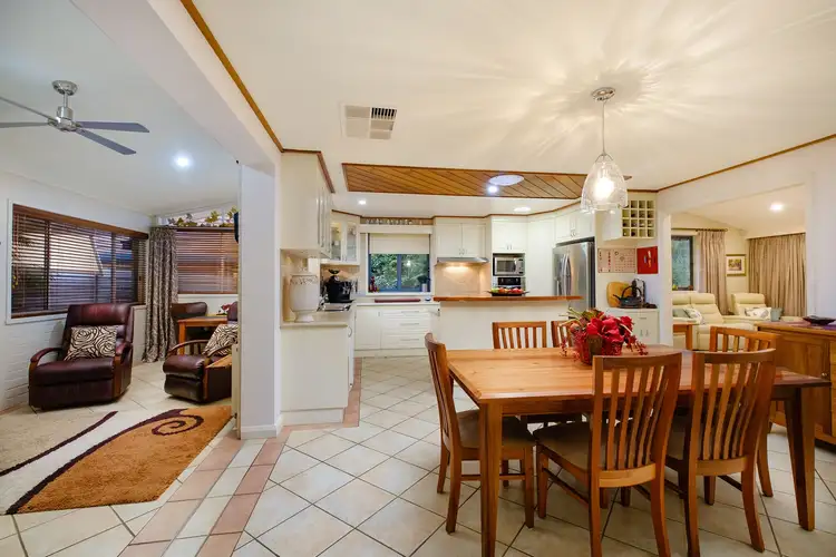Fifth view of Homely house listing, 701 Nalanda Court, Lavington NSW 2641