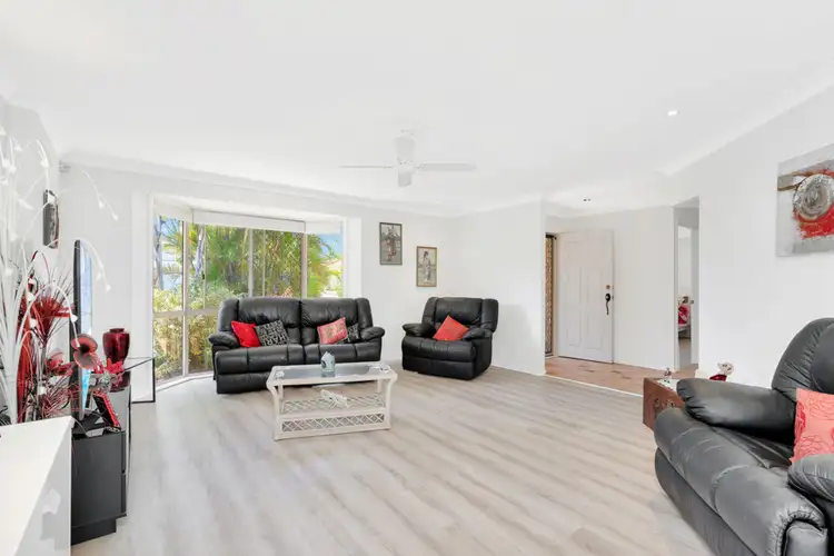 Second view of Homely house listing, 2 Range Court, Arundel QLD 4214