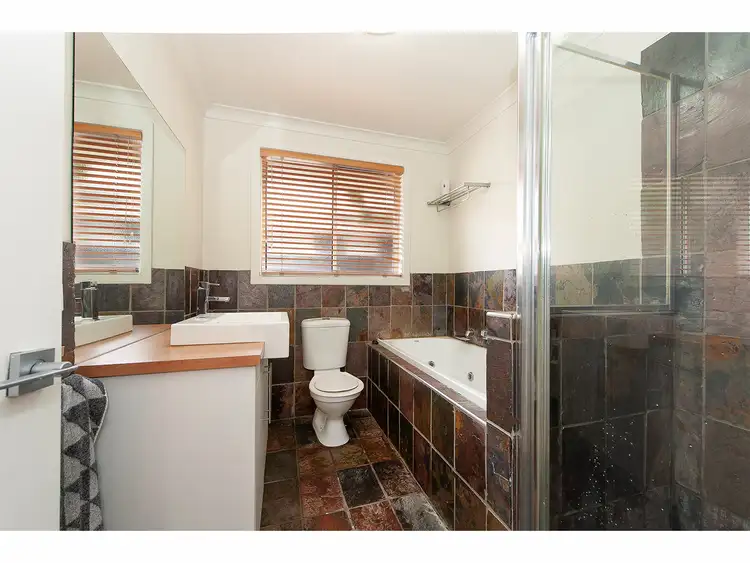 Seventh view of Homely house listing, 43 Kurrajong Crescent, West Albury NSW 2640