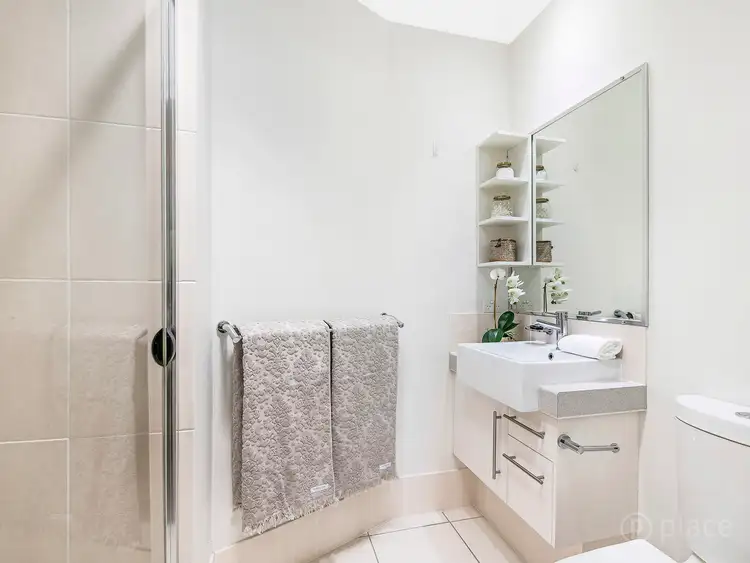 Sixth view of Homely unit listing, 8/15 Adsett Street, Taringa QLD 4068