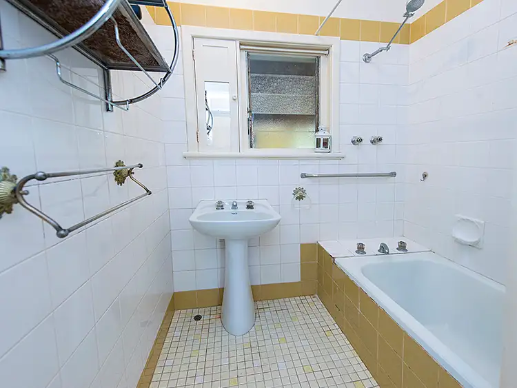 Sixth view of Homely house listing, 18 Reen Street, St James WA 6102