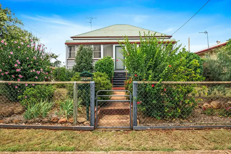 122 Taylor Street, Newtown QLD 4350