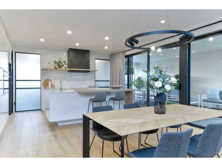 4 Strickland Road, Ardross WA 6153