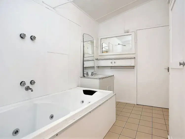 Fifth view of Homely house listing, 16 Townsend Street, Mortlake VIC 3272