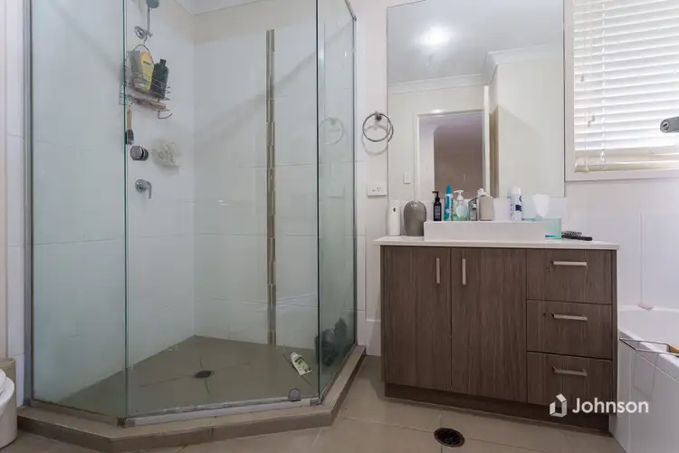 Sixth view of Homely villa listing, 4/20 Kianawah Road South, Manly West QLD 4179