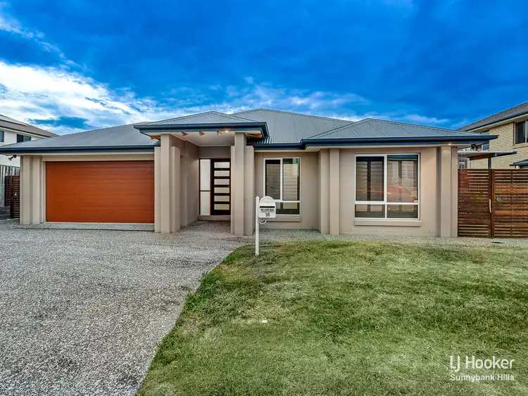 16 Larapinta Circuit, Parkinson QLD 4115
