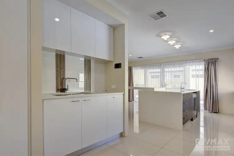 Seventh view of Homely house listing, 2 Avila Link, Burns Beach WA 6028