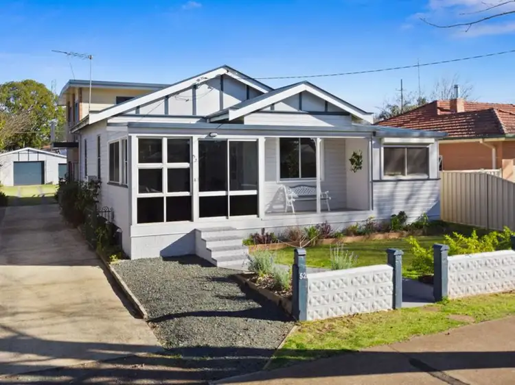 52 Wallace Street, Newtown QLD 4350