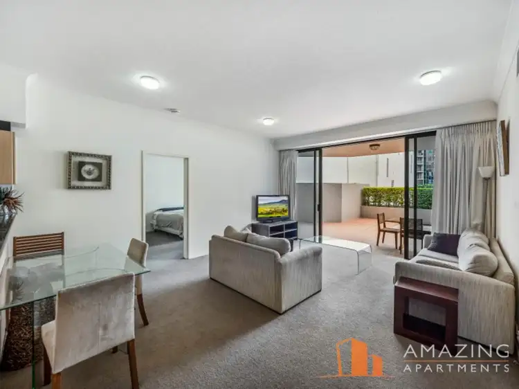 Third view of Homely apartment listing, 6/45 Deakin Street, Kangaroo Point QLD 4169