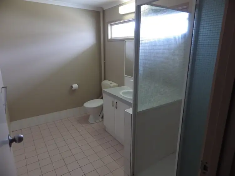 Seventh view of Homely unit listing, 4/14A Macquarie Street, Booval QLD 4304