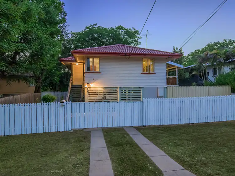 2 Felette Street, Leichhardt QLD 4305