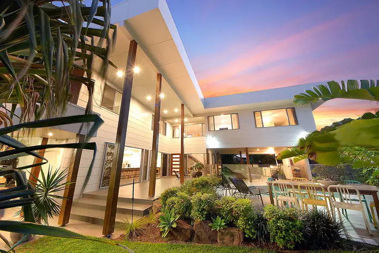 6 Kiwi Court, Burleigh Waters QLD 4220