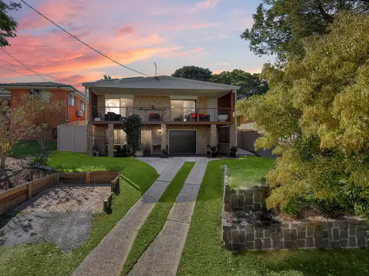 9 Gurrah Avenue, Southport QLD 4215