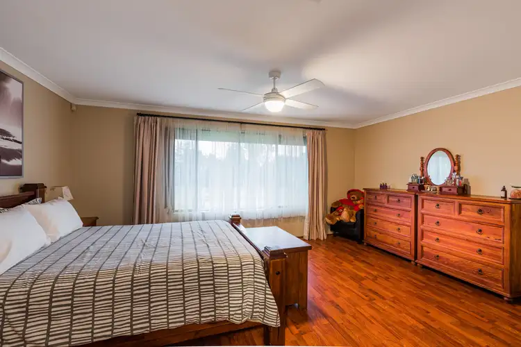 Fourth view of Homely house listing, 5 Belvoir Crescent, Orelia WA 6167